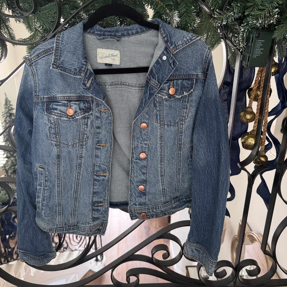 Jean Jacket - Picture 2 of 3